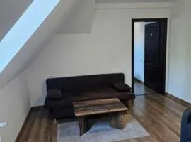 Schöne Vollausgestattete Gästewohnung Direkt in der Gartenstadt Leuna und nähe Geiseltalsee für 2 Personen 2207