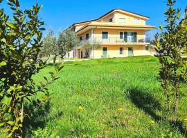 Diamante House 763, hotel in Atina