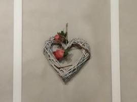 Piccola Casa Shabby 500m castello di Este, hotel in Este