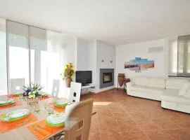 villa between lake and mountains