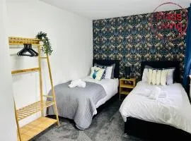 Elmbank Avenue House by Klass Living Uddingston