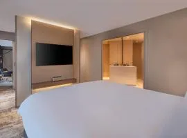 Radisson Blu CDG Airport Terminal Hotel, Paris