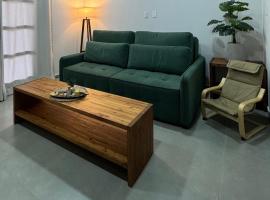 Confort y estilo en casa céntrica de 2 Dormitorios en Villarrica, hotel in Villarrica