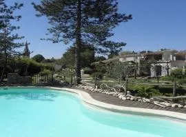 L'arbre Du Magnan - Gîte En Ardèche