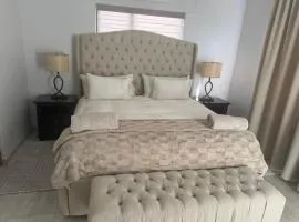 ElaLoi Self-Catering