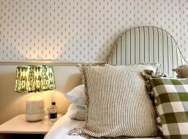 福克斯旅館，安斯蒂的飯店