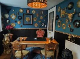 Plus qu'une love room, un Donjon BDSM