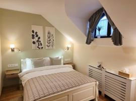 Silent Retreat, Boutique Suite inside Monastery, hotel in Suceava
