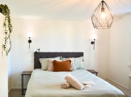 Zentrale wohnung, Haustierfreundlich, Gratis Park, hotel em Romanshorn