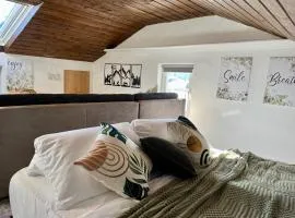 Gemütliches Dachgeschoss-Apartment mit Alpenblick