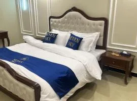 Seven Sky Hotel