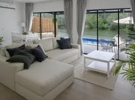 Zen Beach Lake Villa 3 - orchid villa