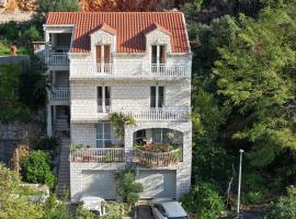 Apartments Vlasic, hotel di Ston