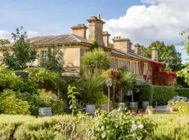 Albert Cottage Hotel