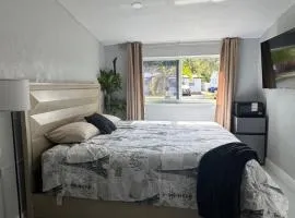 Private Studio with Patio-King Bed, Near Beach & Casinos