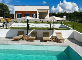 Casa Toleni, hotel din Ba°evac