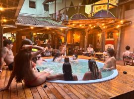 Green Haven Hostel, hotel in Ubatuba