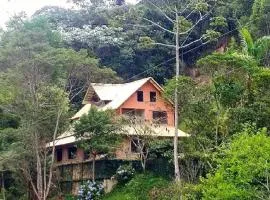 Sitio Charmoso nas Montanhas Capixabas