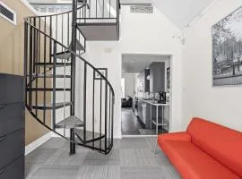 Downtown Gem on Quiet Street Great Location Family Friendly