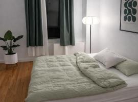 Elegant NYC Apartment with Designer Touches, hotel em Nova York