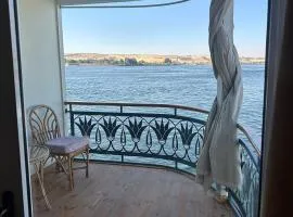 Embrace 1 Nile Sailing Dahabiya