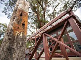 Mountain View Studio Apartment, hotel en Warburton