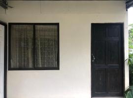 Cabinas Don Manuel, hotel a Caracol