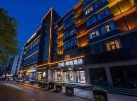 Yunqi Heyue Hotel, hotel en Pekín