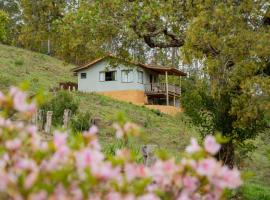 Hospedagem Colinas Chalé 2, hotel a Aiuruoca