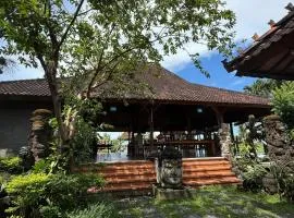 Balian Retreat Centre Homestay