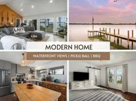 Waterfront Pickleball Court Wurstfest Stay