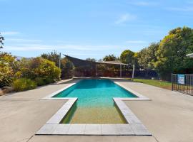 Mango Hill 3 Bedroom Family Accommodation, hotel i North Lakes