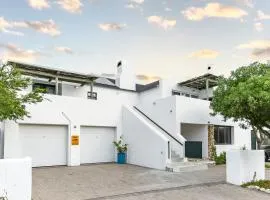 Abalone 2 Bedroom Apartment