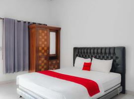 RedDoorz at Trans Hotel Cilegon, Hotel in Toyamarta
