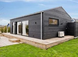 Charming Newly Built Cottage 300 M From Beach