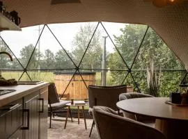 Nordic Dome met privé hottub