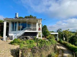 Nh&agrave; Trong Sương - Homestay Bảo Lộc, hytte i &ETH;ại L&agrave;o