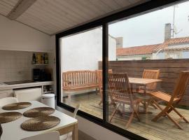 Maisonnette de Charme, Hotel in Les Portes