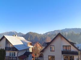 Domcek na orave, hotel a Habovka