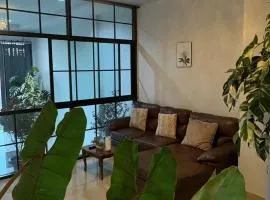 RiverFront 2 2BR 8 Pax 9 Mins to Lee Garden Free Netflix