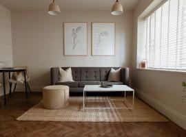 HIDEOUT Hotel, hotel em Hull