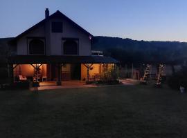 Casuta din Livada, hotel 