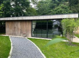 maison Clavita, hotel a Genk