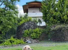 Jeoli riverside cottages