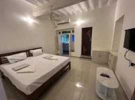 Auro Mithra Heritage Stay