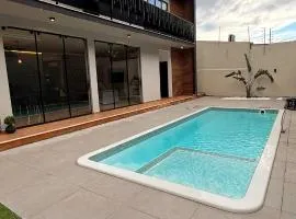 Cafezal House - 2 Suites - Piscina e Churrasquera