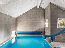 Villavilla 911 - Marielyst, Lollandfalsterm&oslash;n, hotel com banheiras de hidromassagem em B&oslash;t&oslash; By