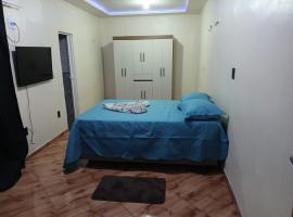 Repousar 3 quartos, 3 Banheiros, sala cozinha, отель в городе Макапа