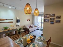 Apê pé na areia Ilhéus - beira mar, acesso direto à praia, piscinas, jogos, espaço kids - Vog Marine, hotel em Ilhéus