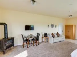 Geneva Studio, 3 Miles to Seneca Lake!